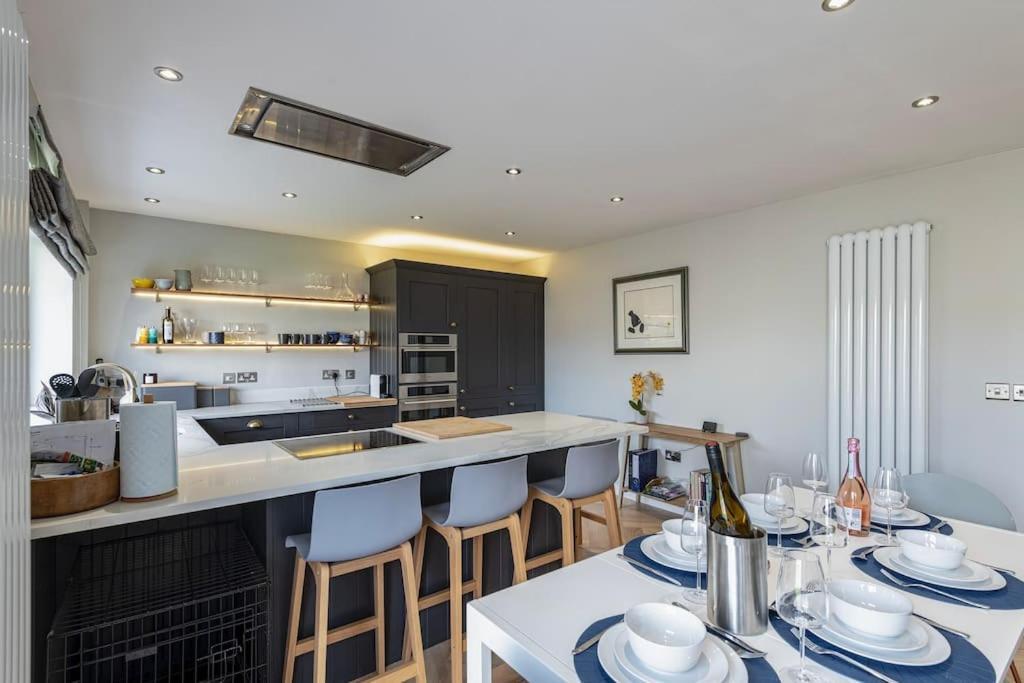 Family-Friendly Retreat Between Beach & Mountains Tremadog Extérieur photo