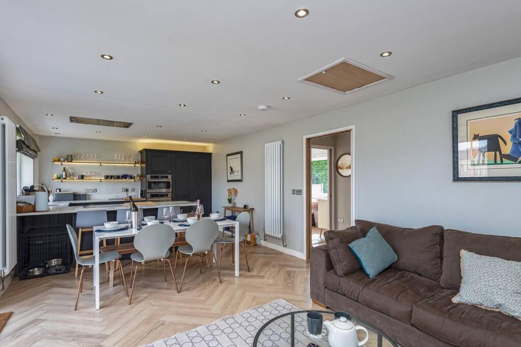 Family-Friendly Retreat Between Beach & Mountains Tremadog Extérieur photo