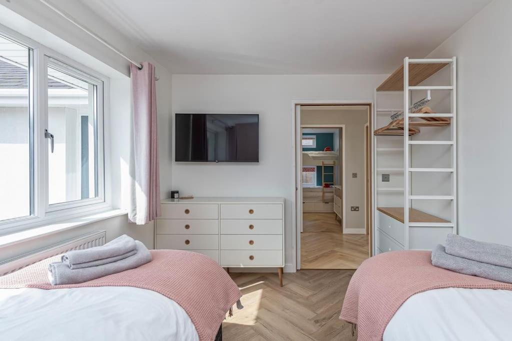 Family-Friendly Retreat Between Beach & Mountains Tremadog Extérieur photo